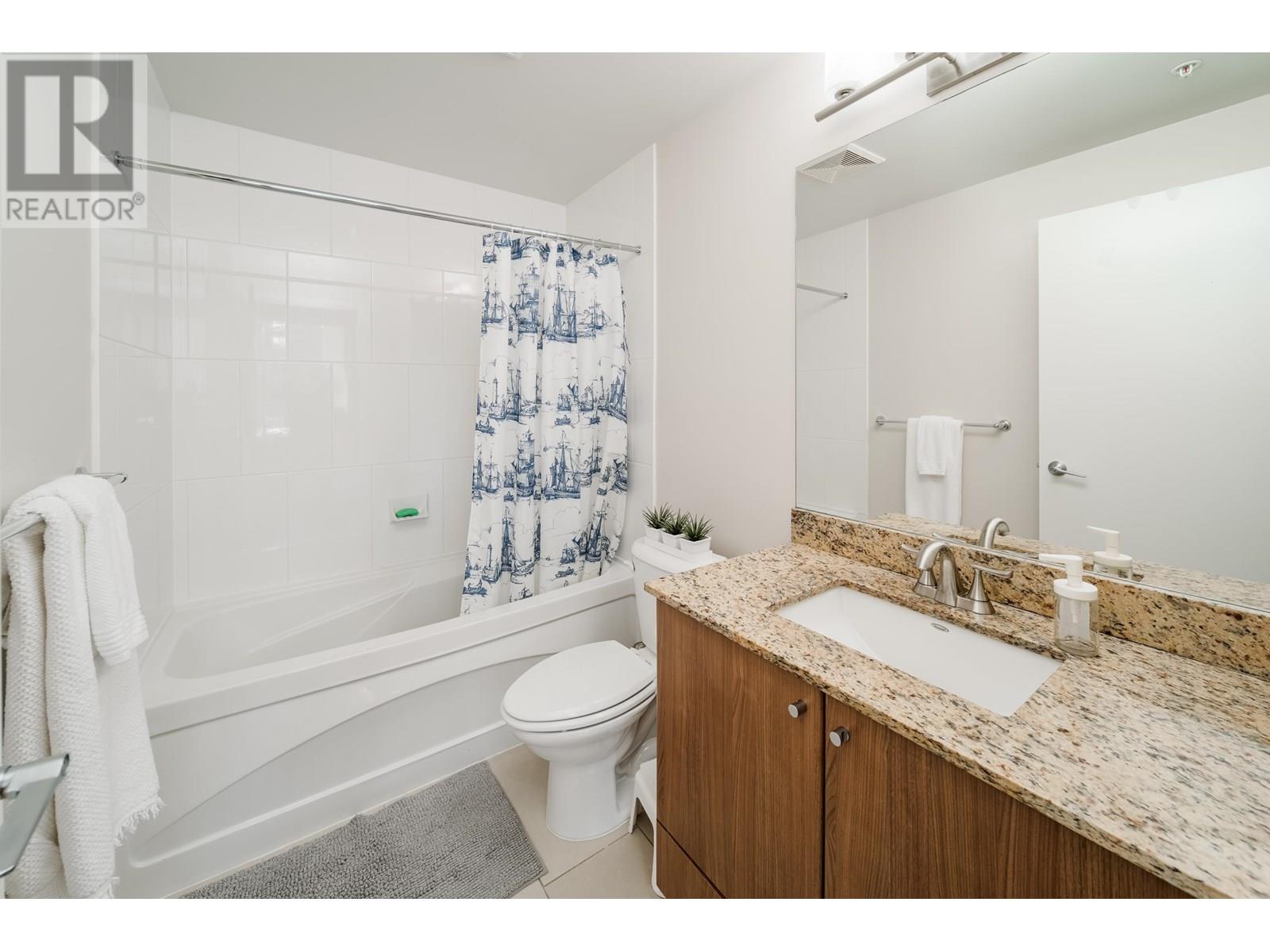 Photo 18 of 608 280 Ross Drive, New Westminster BC
