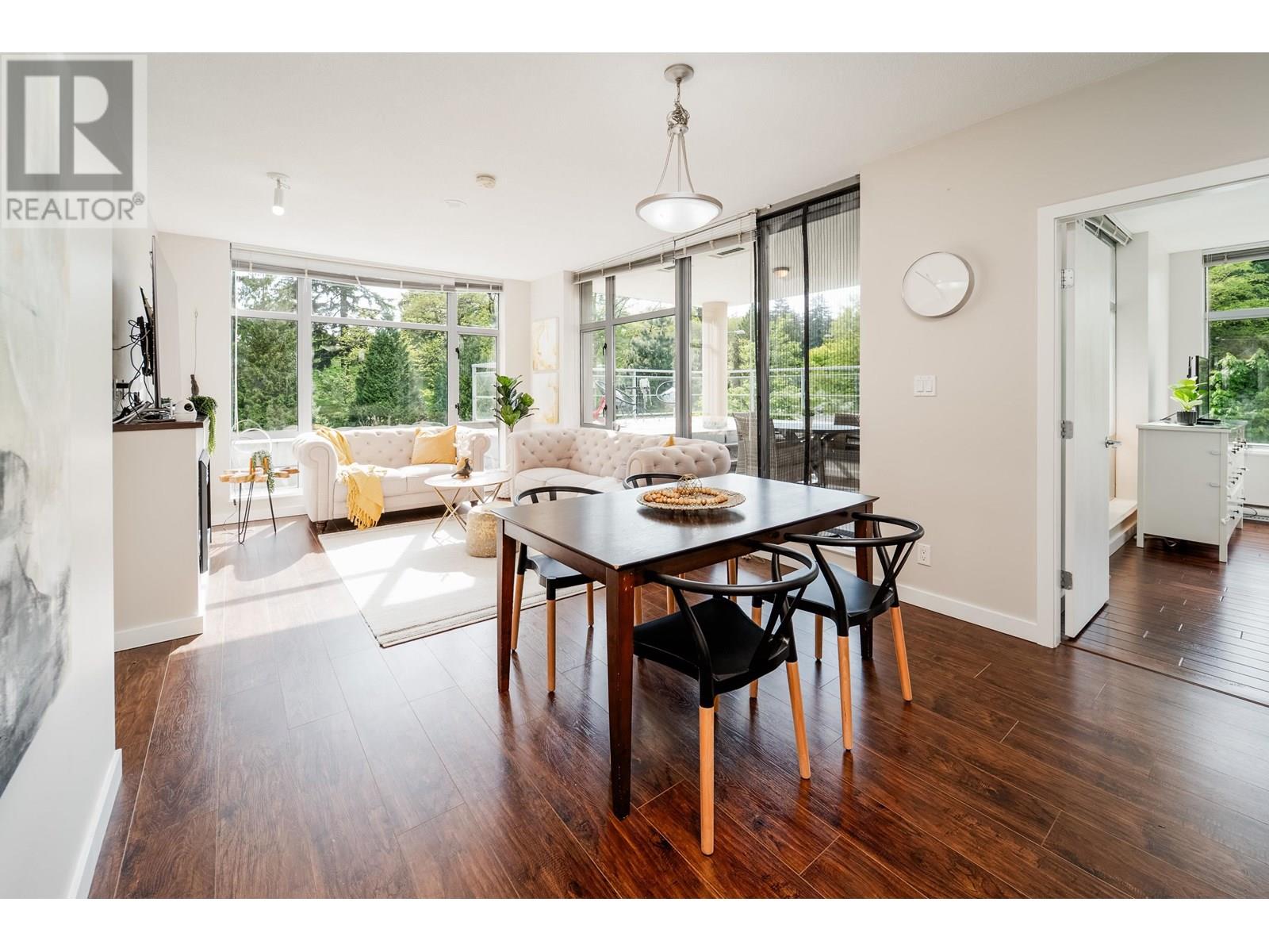 Photo 7 of 608 280 Ross Drive, New Westminster BC