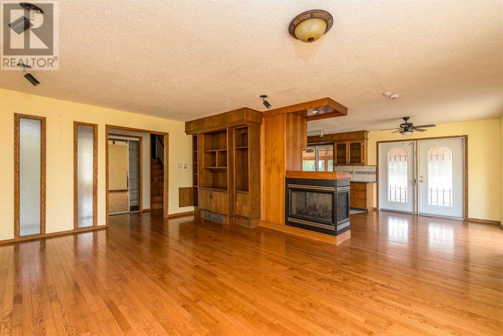 Photo 6 of 5107 41 Street, Lloydminster AB