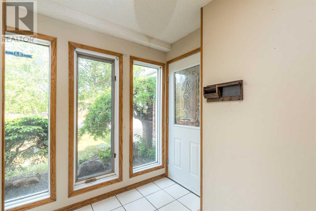 Photo 4 of 5107 41 Street, Lloydminster AB