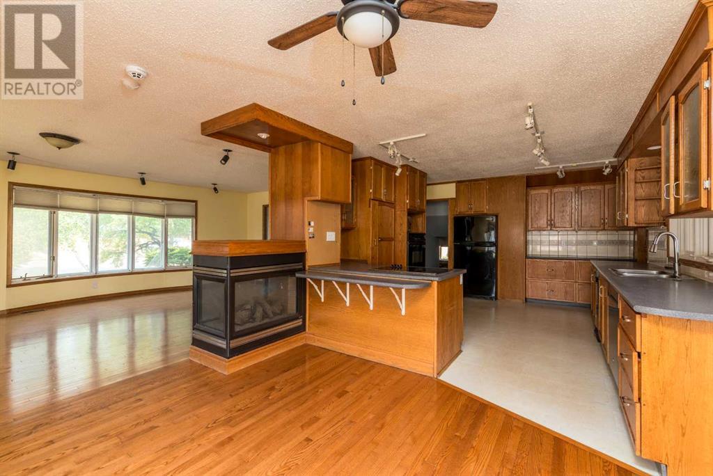 Photo 9 of 5107 41 Street, Lloydminster AB