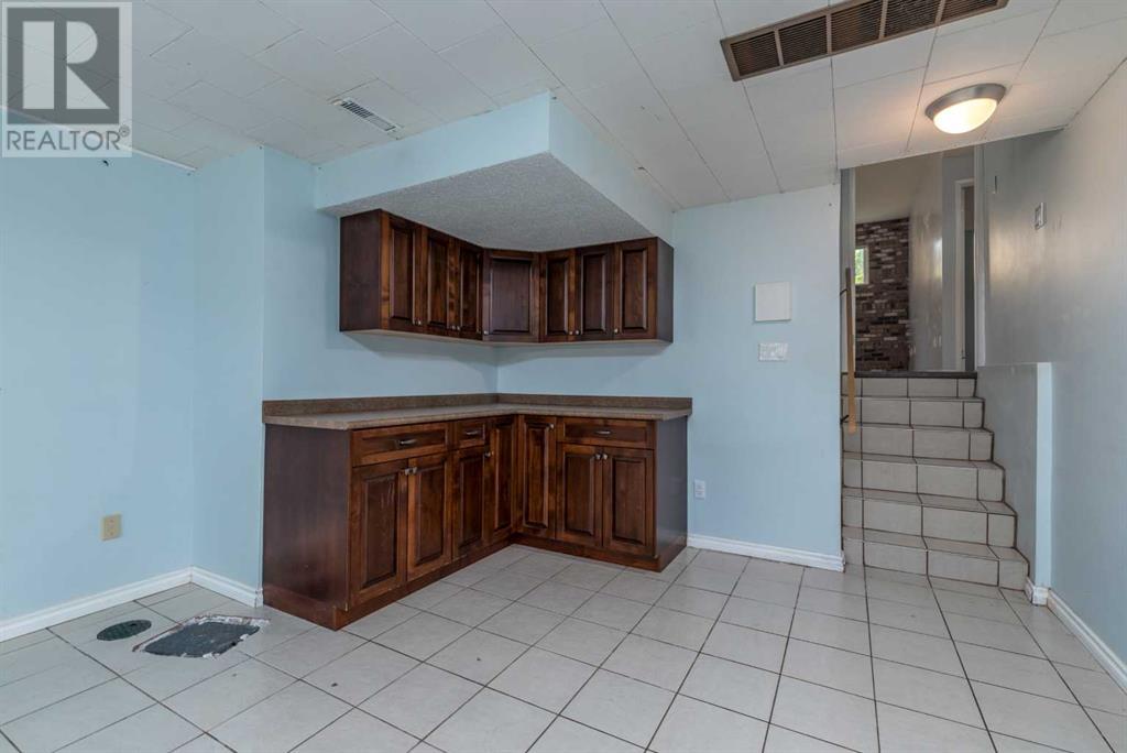 Photo 39 of 5107 41 Street, Lloydminster AB