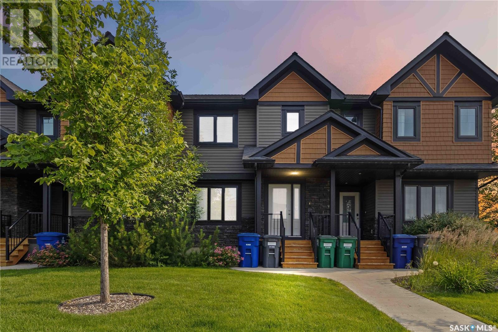 Single Family House 2 Level for Sale in  Rajput WAY Saskatoon 