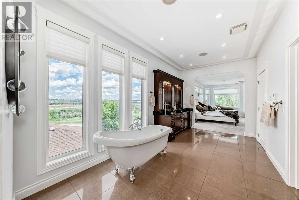 Single Family House for Sale in  Child Avenue NE Renfrew Calgary 