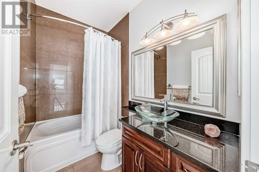 Single Family House for Sale in  Child Avenue NE Renfrew Calgary 