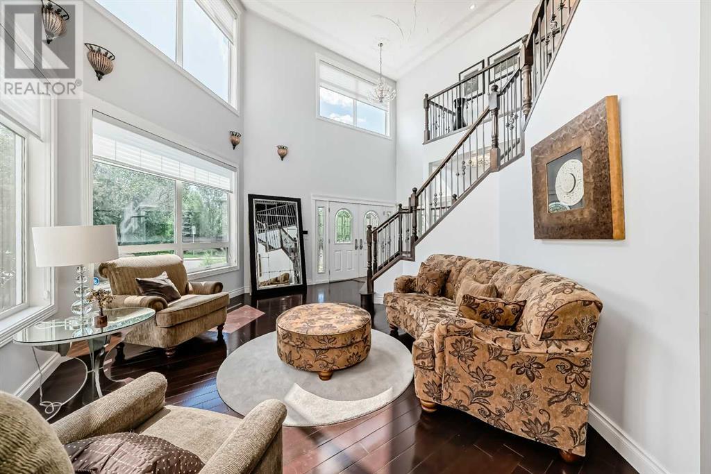 Single Family House for Sale in  Child Avenue NE Renfrew Calgary 