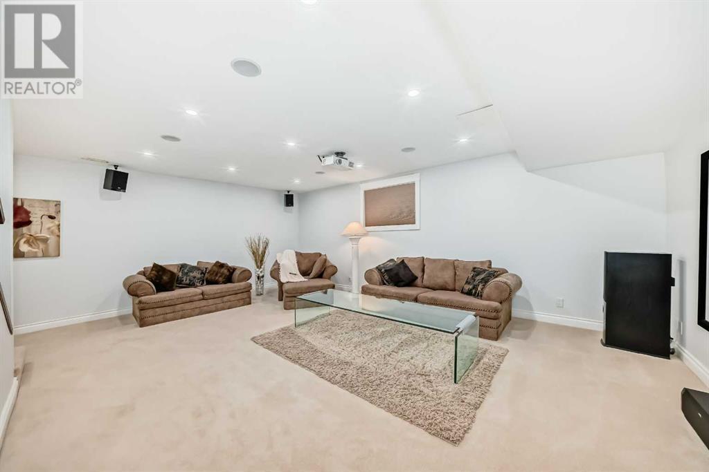 Single Family House for Sale in  Child Avenue NE Renfrew Calgary 