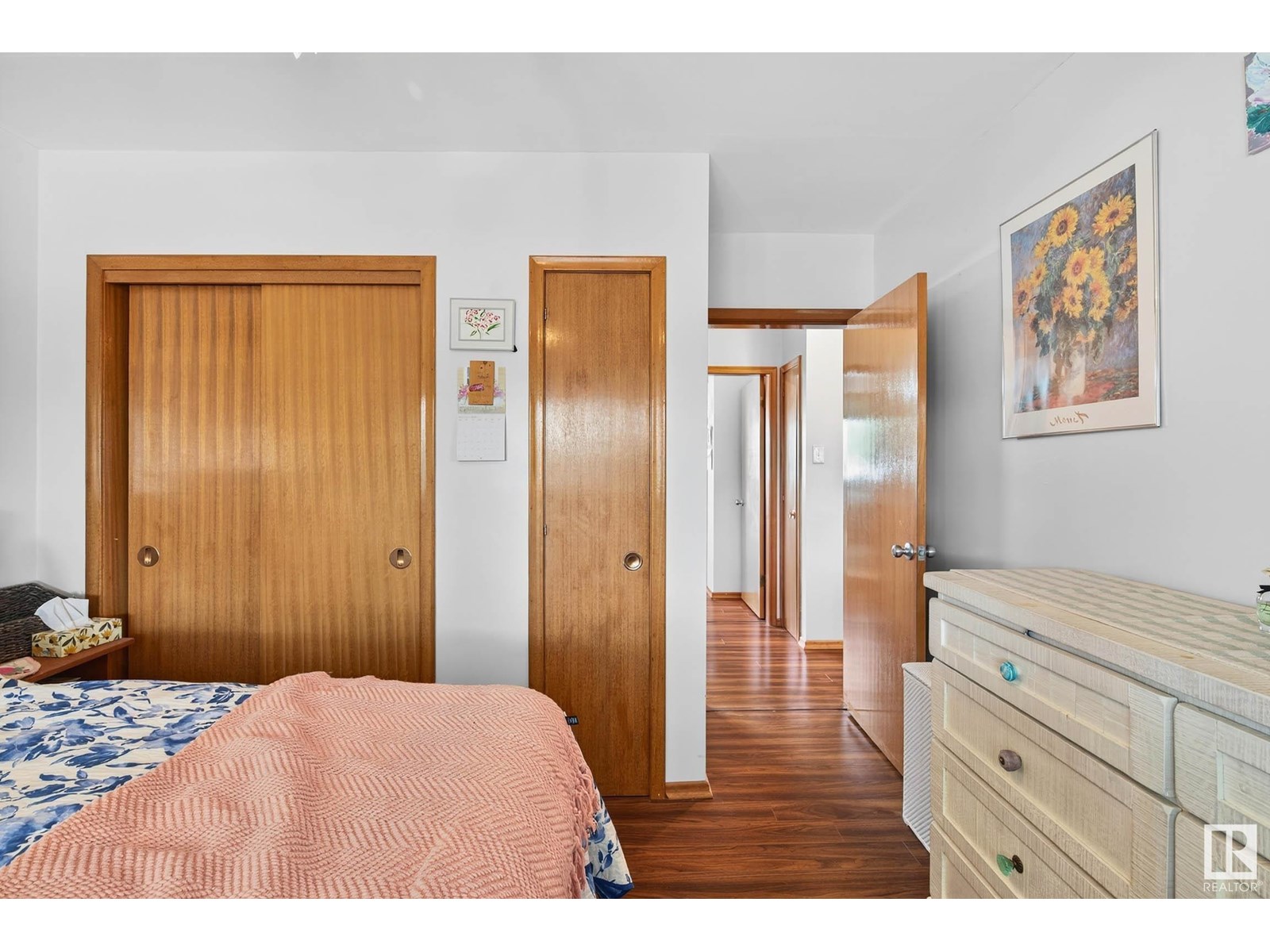 Photo 22 of 4816 117 Av Nw, Edmonton AB