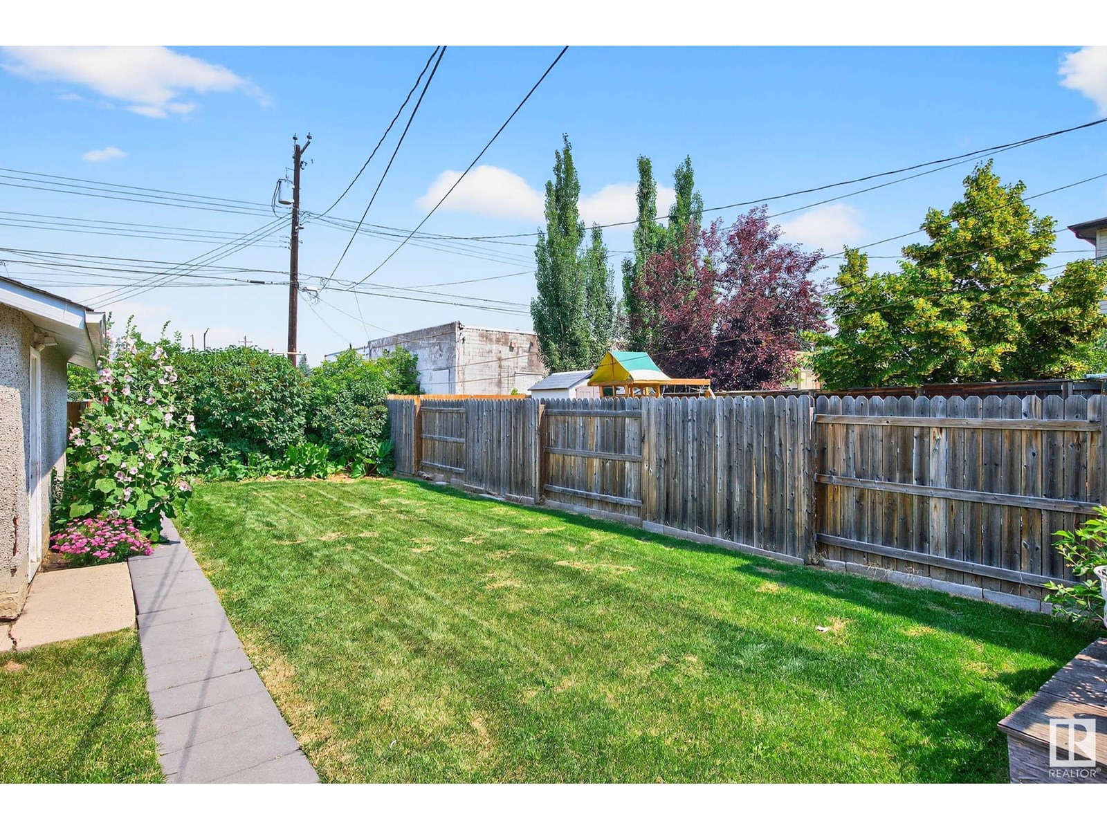 Photo 31 of 4816 117 Av Nw, Edmonton AB