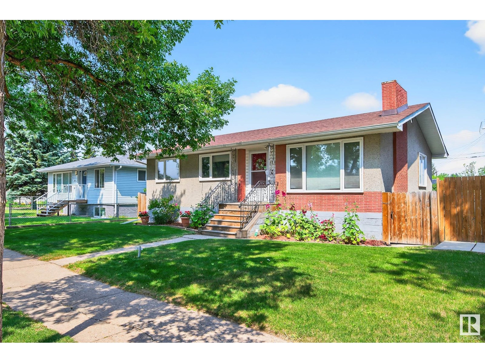 Photo 38 of 4816 117 Av Nw, Edmonton AB