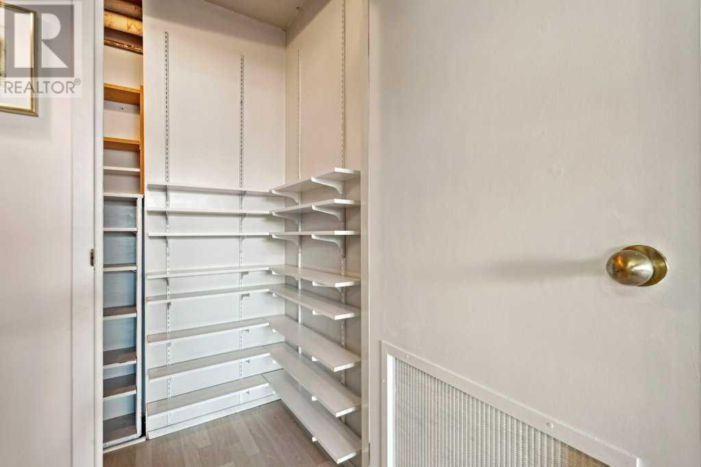 Single Family House for Sale in    Avenue SW Mission Calgary 