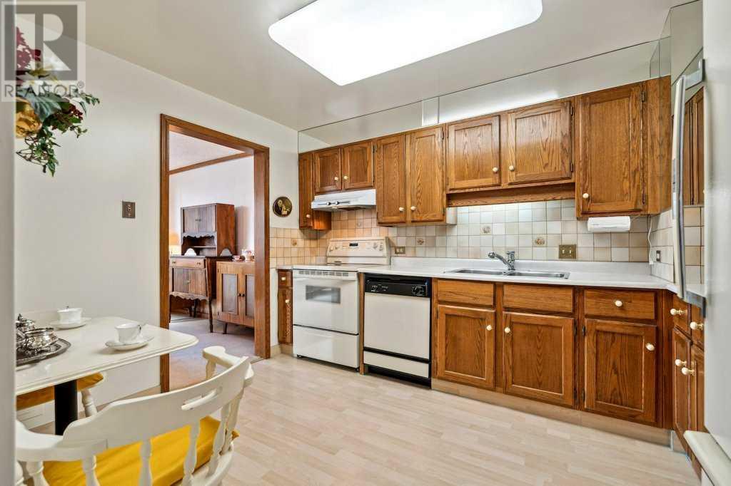 Single Family House for Sale in    Avenue SW Mission Calgary 