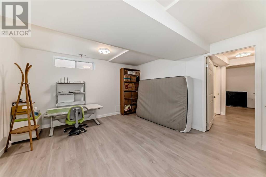 Single Family House for Sale in  Hidden Ranch Road NW Hidden Valley Calgary 