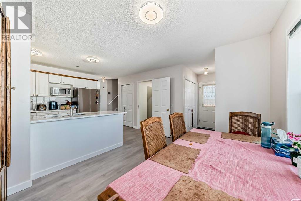 Single Family House for Sale in  Hidden Ranch Road NW Hidden Valley Calgary 