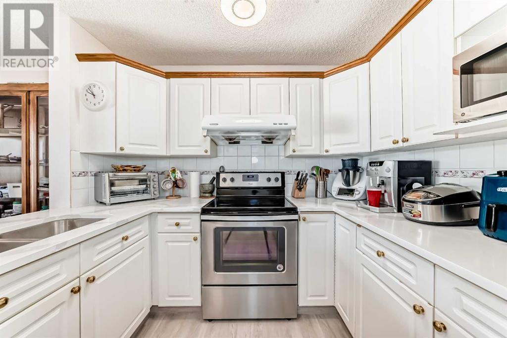 Single Family House for Sale in  Hidden Ranch Road NW Hidden Valley Calgary 