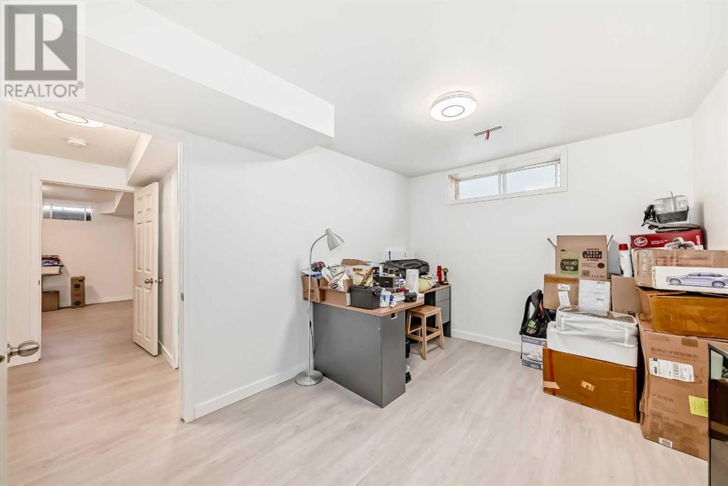 Single Family House for Sale in  Hidden Ranch Road NW Hidden Valley Calgary 
