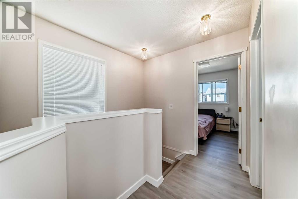 Single Family House for Sale in  Hidden Ranch Road NW Hidden Valley Calgary 