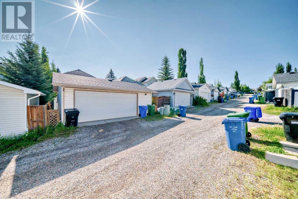Single Family House for Sale in  Hidden Ranch Road NW Hidden Valley Calgary 