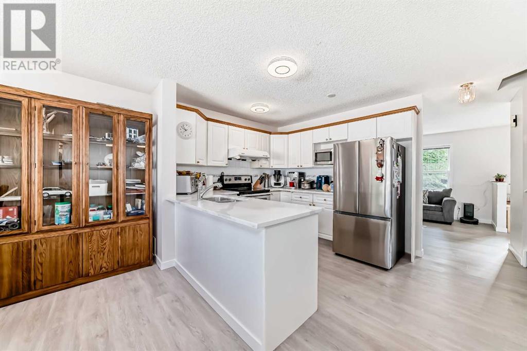 Single Family House for Sale in  Hidden Ranch Road NW Hidden Valley Calgary 