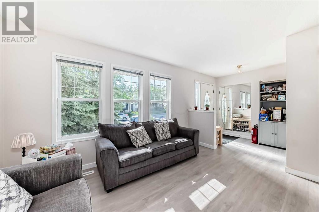 Single Family House for Sale in  Hidden Ranch Road NW Hidden Valley Calgary 