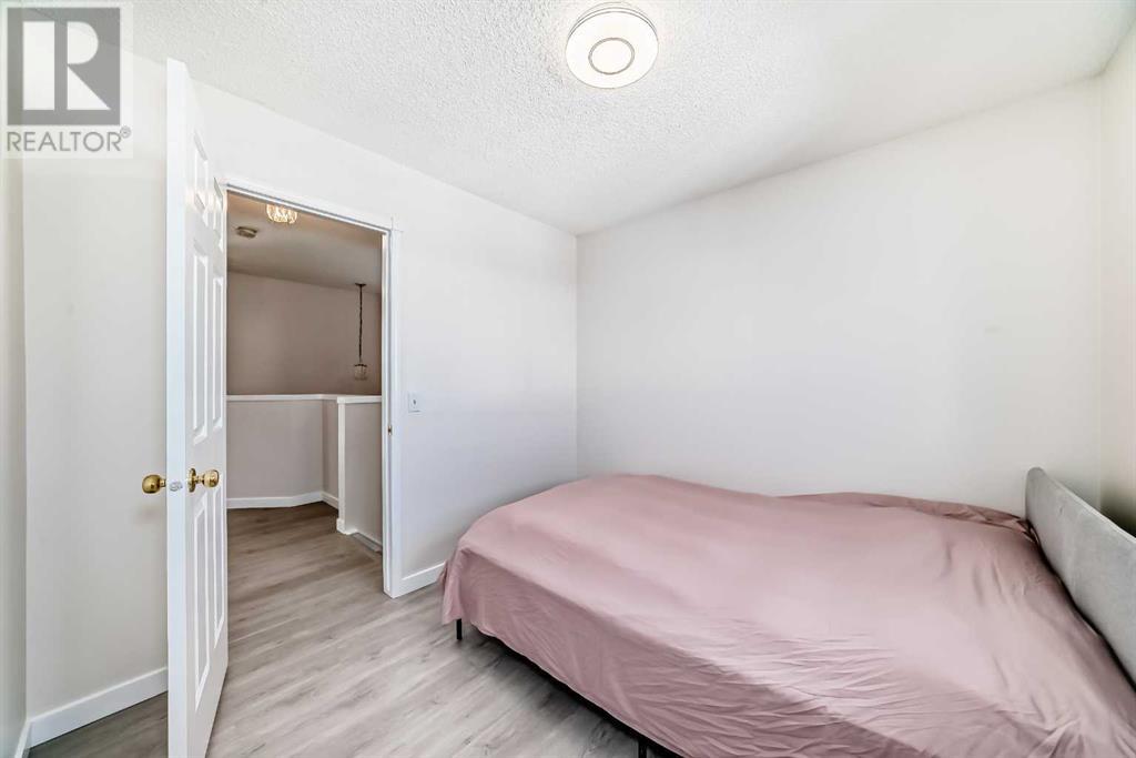 Single Family House for Sale in  Hidden Ranch Road NW Hidden Valley Calgary 