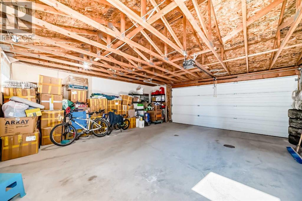 Single Family House for Sale in  Hidden Ranch Road NW Hidden Valley Calgary 