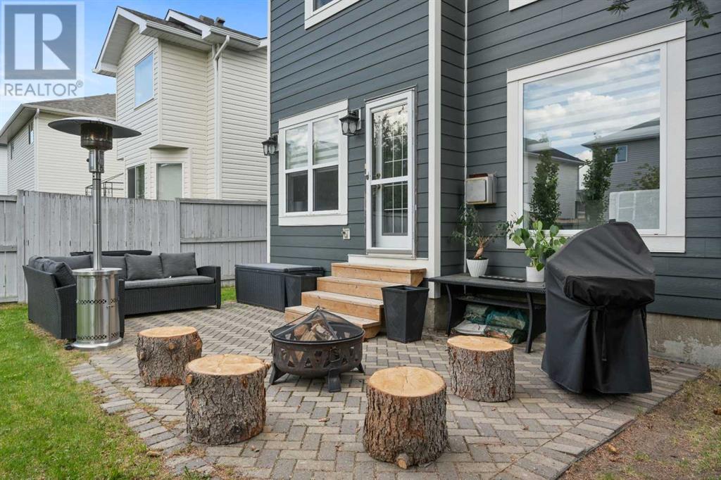 Single Family House for Sale in  Coral Springs Close NE Coral Springs Calgary 
