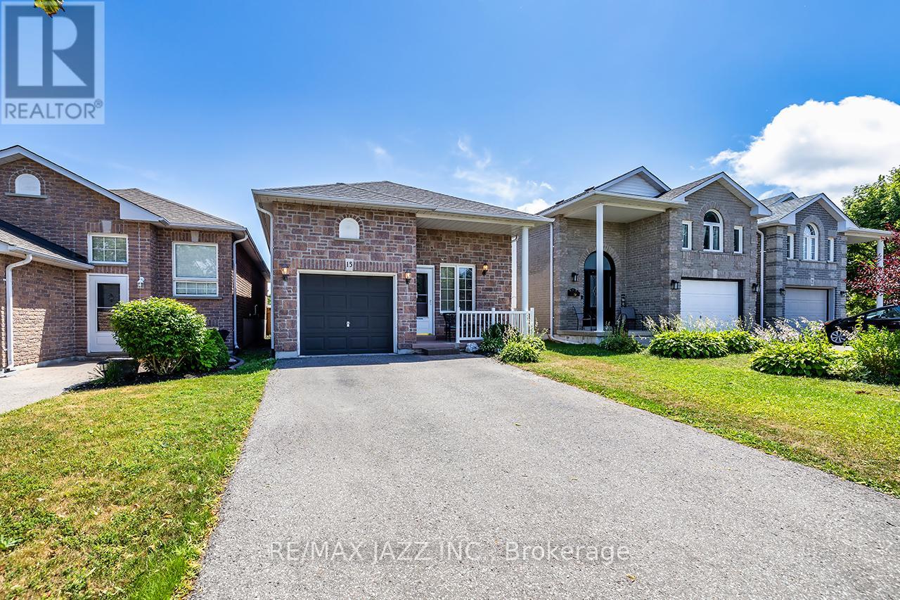 Photo 22 of 15 Daiseyfield Avenue, Clarington ON