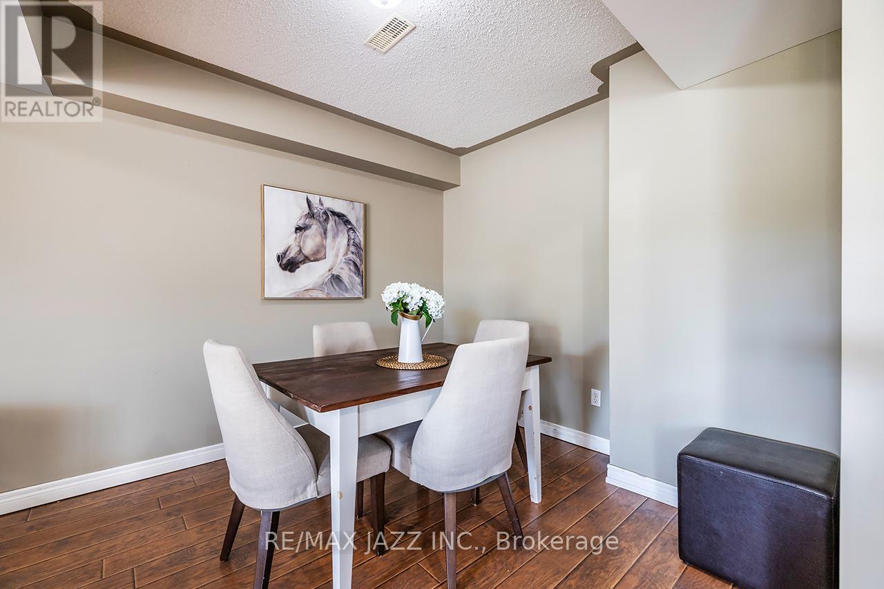 Photo 9 of 15 Daiseyfield Avenue, Clarington ON