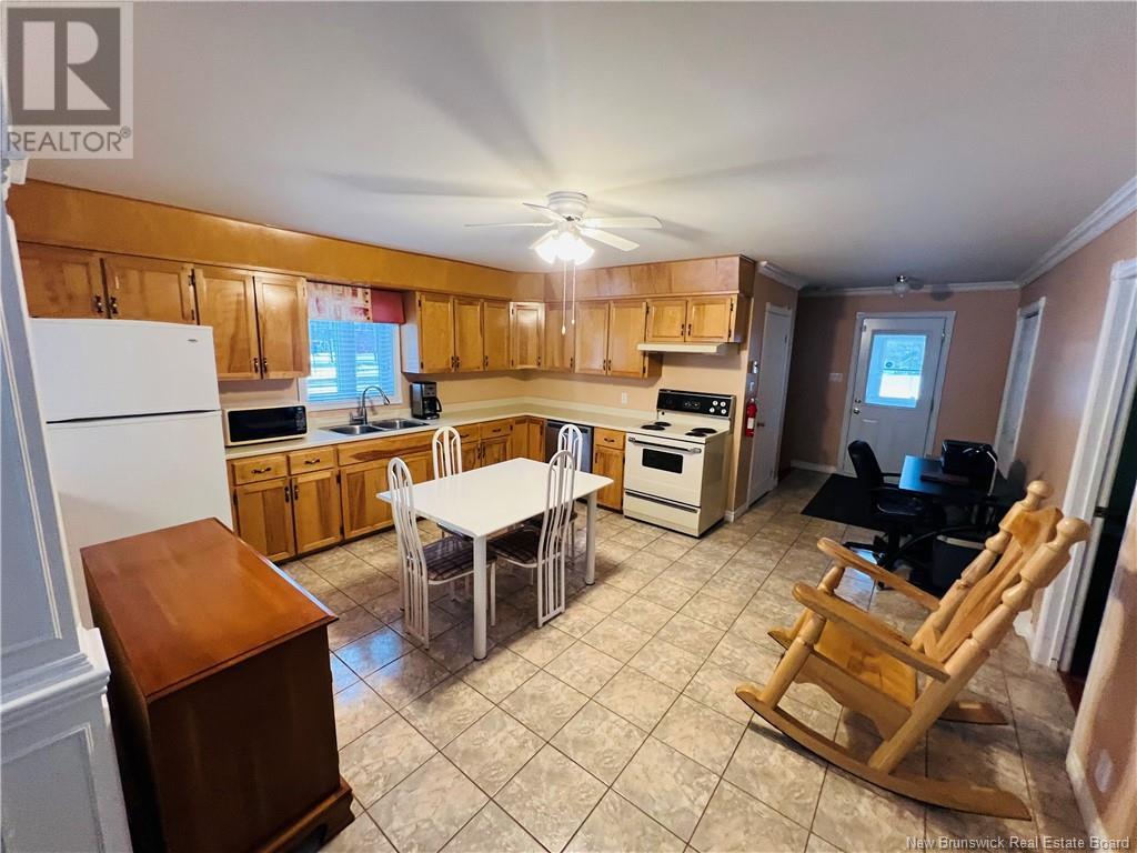 Photo 11 of 63 Rue Parise, Caraquet NB