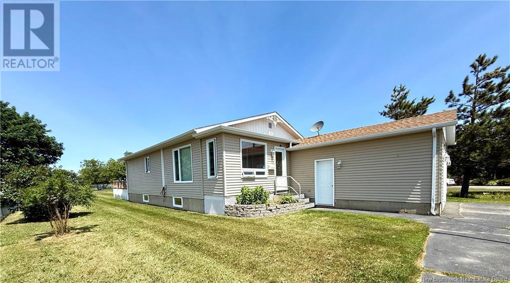 Photo 40 of 63 Rue Parise, Caraquet NB