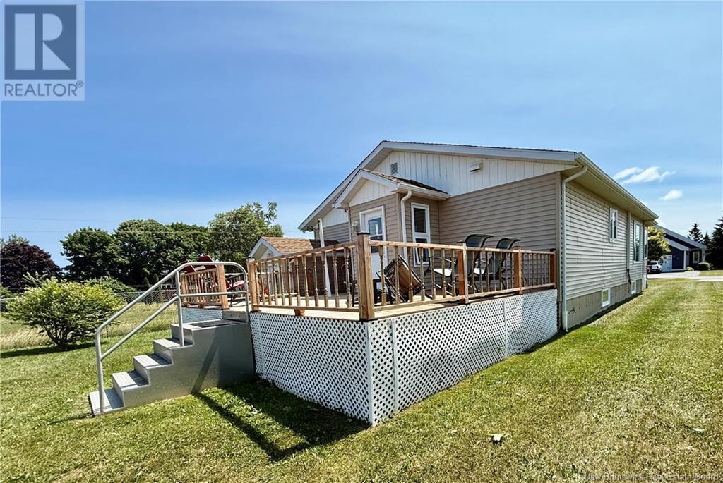 Photo 39 of 63 Rue Parise, Caraquet NB