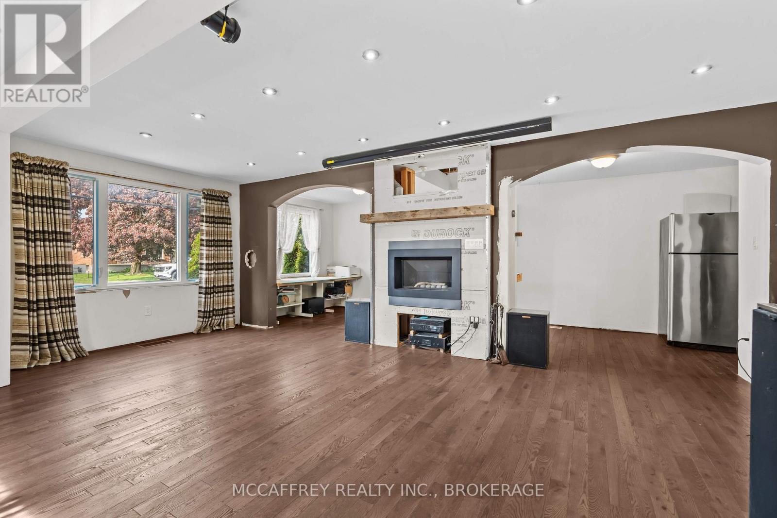 Photo 11 of 120 Baiden Street, Kingston ON