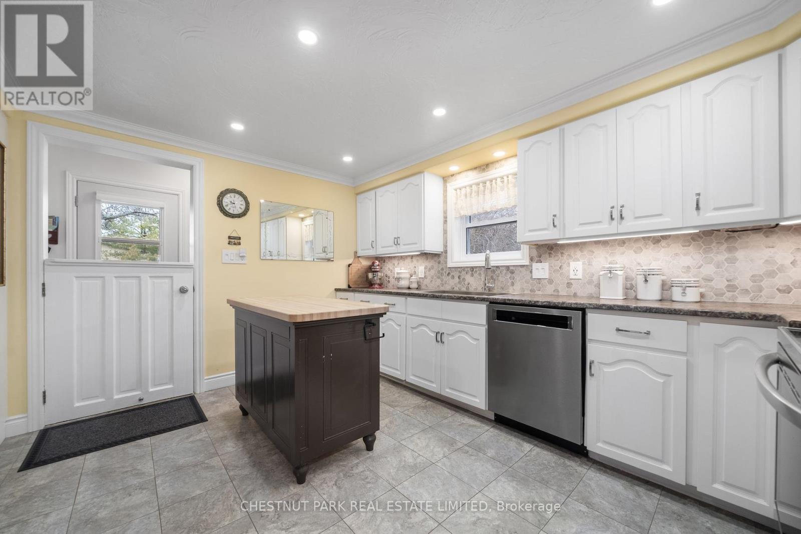 Photo 42 of 31 Lake Street, Prince Edward County ON