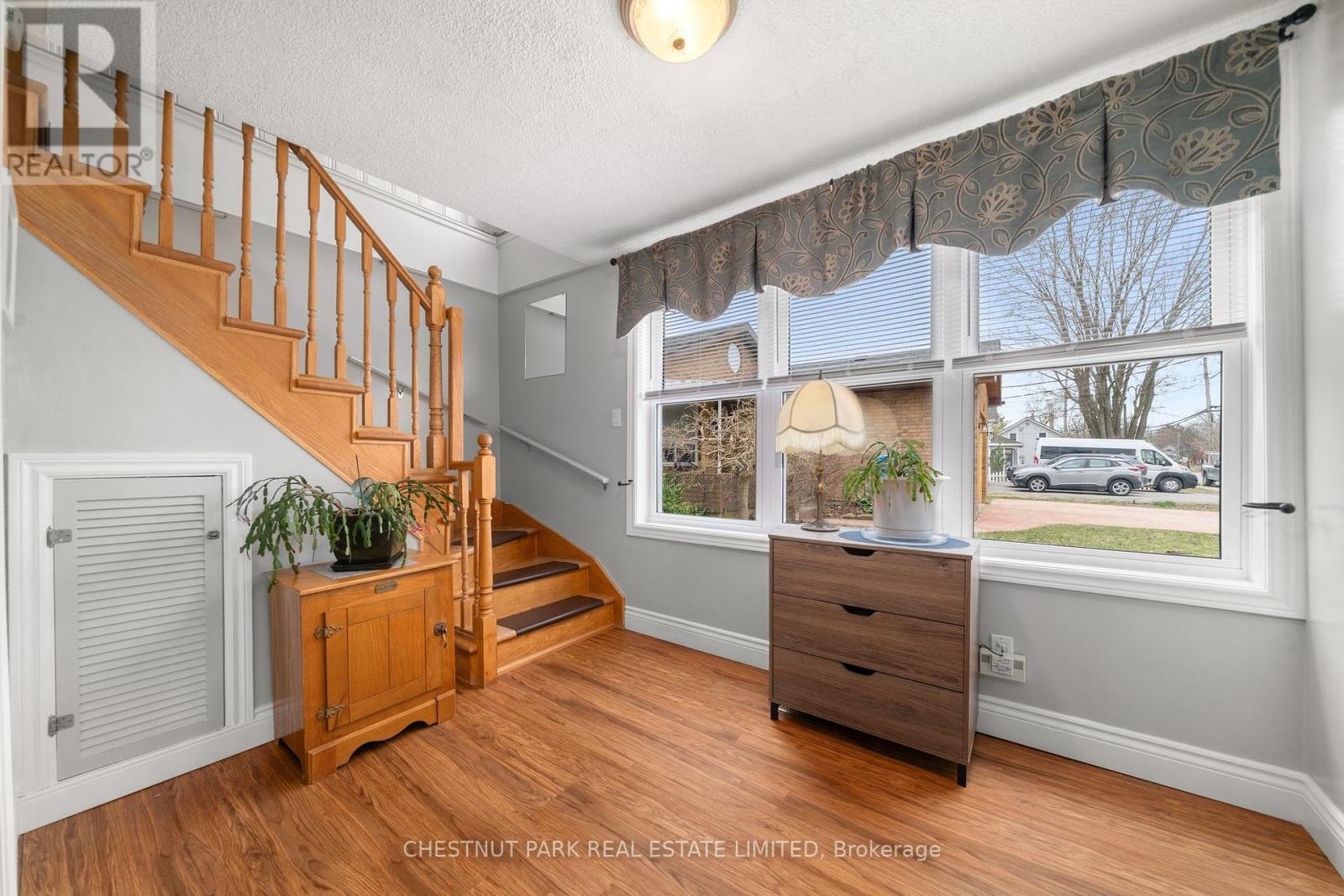 Photo 20 of 31 Lake Street, Prince Edward County ON