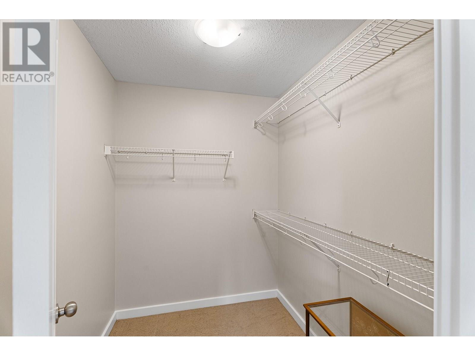 Photo 3 of 2060 12 Th Avenue Ne Unit 3, Salmon Arm BC