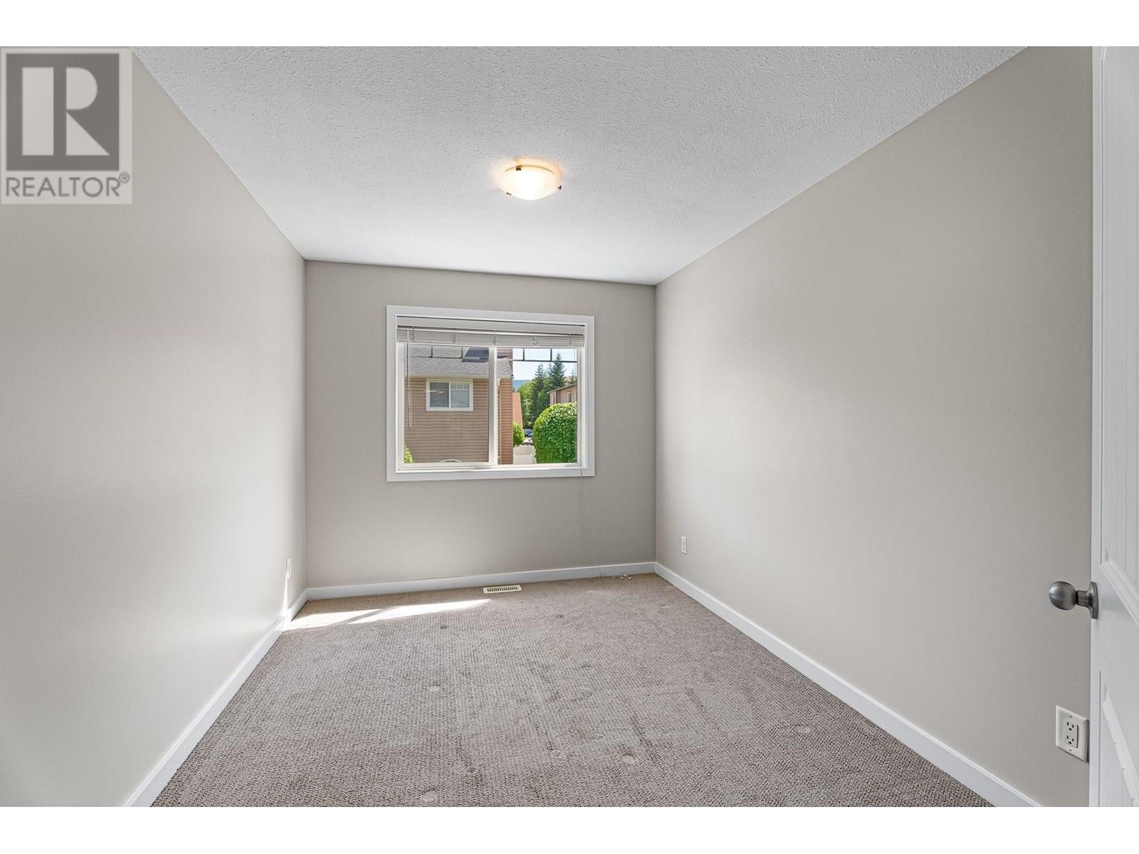 Photo 12 of 2060 12 Th Avenue Ne Unit 3, Salmon Arm BC
