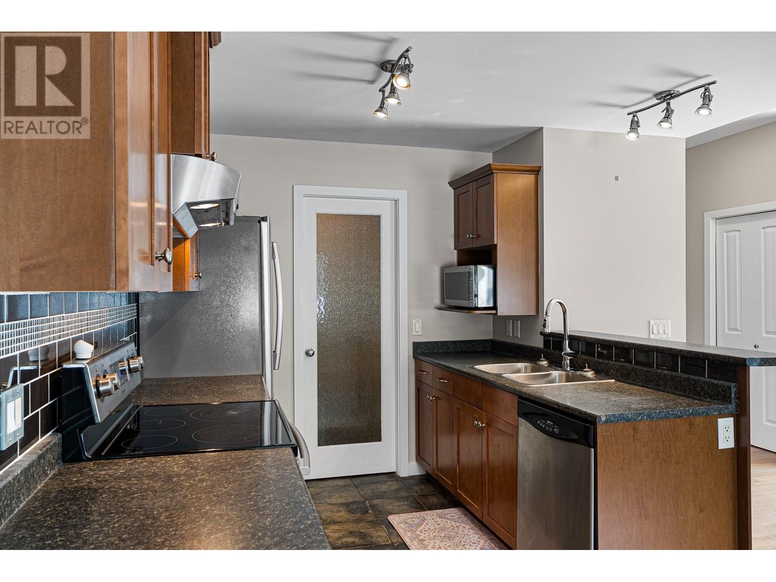 Photo 26 of 2060 12 Th Avenue Ne Unit 3, Salmon Arm BC
