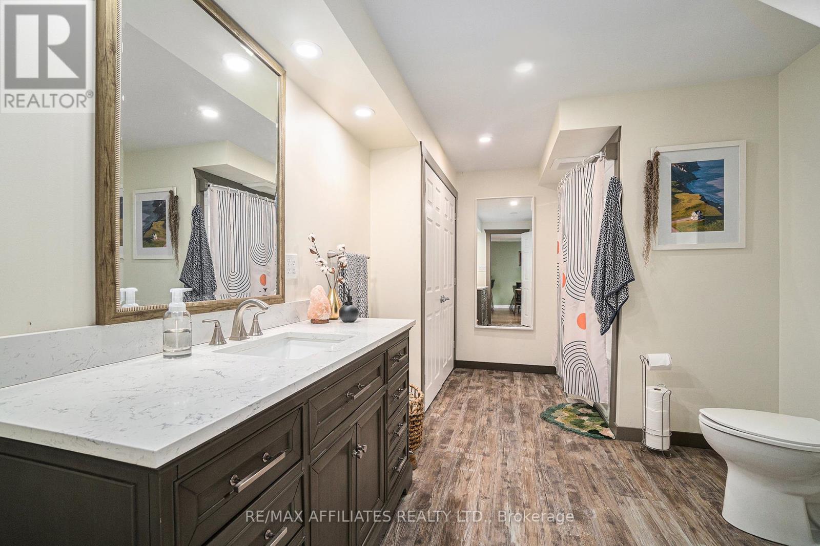 Photo 23 of 3971 Champlain Street, Clarencerockland ON