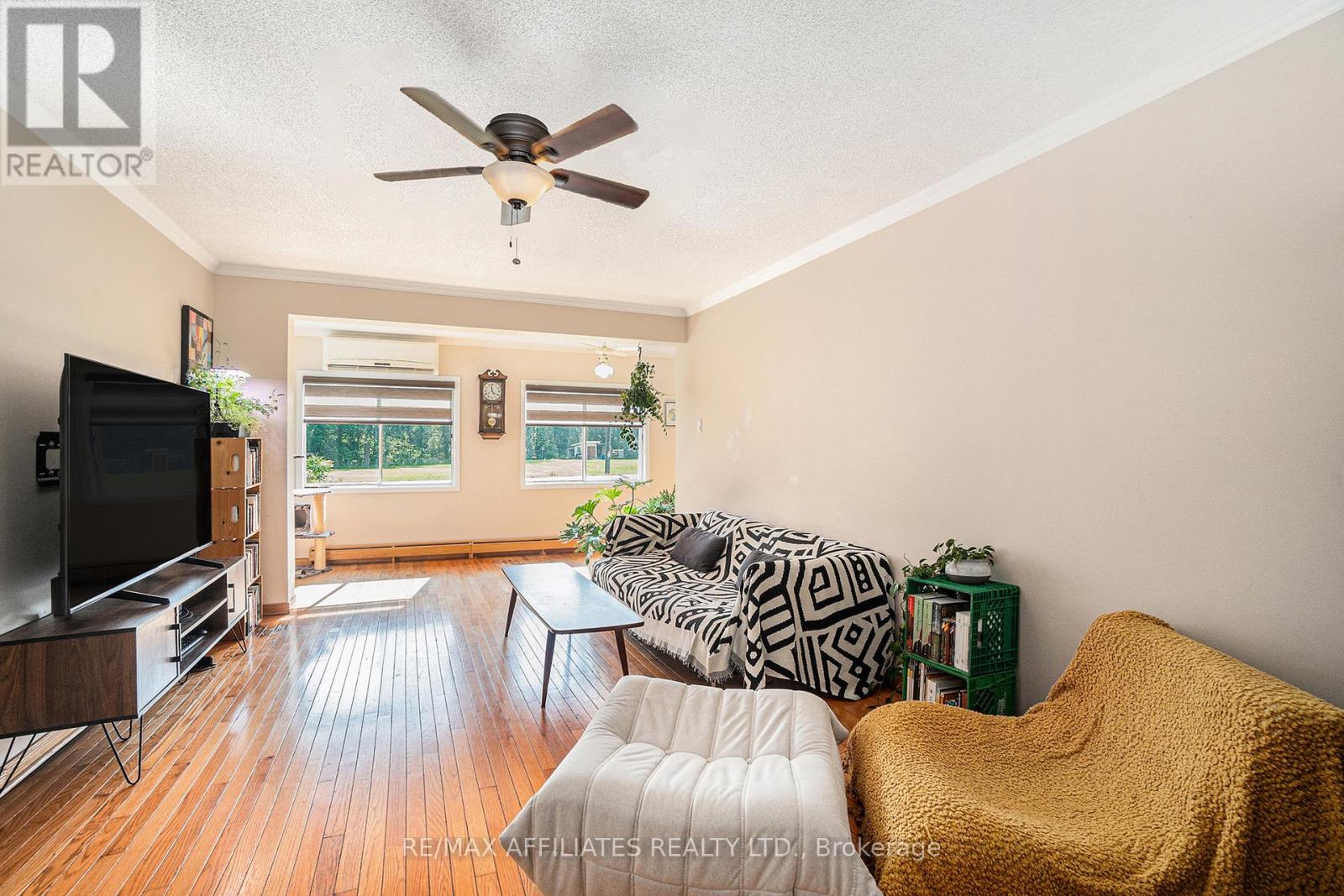 Photo 27 of 3971 Champlain Street, Clarencerockland ON
