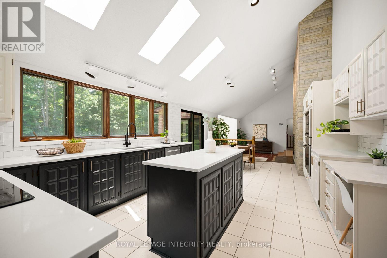Photo 47 of 108 Margaret Anne Drive, Ottawa ON