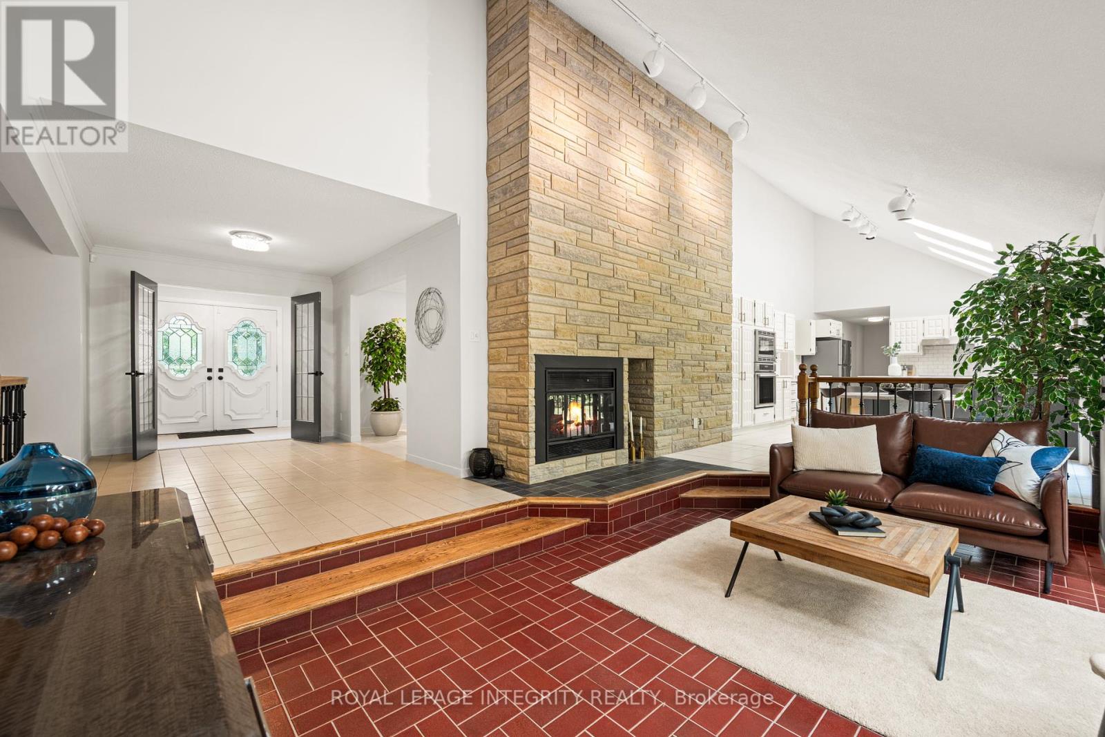 Photo 12 of 108 Margaret Anne Drive, Ottawa ON