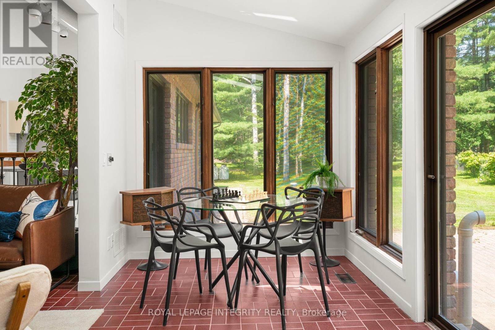 Photo 27 of 108 Margaret Anne Drive, Ottawa ON