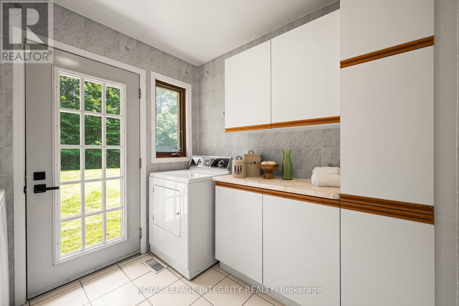 Photo 1 of 108 Margaret Anne Drive, Ottawa ON