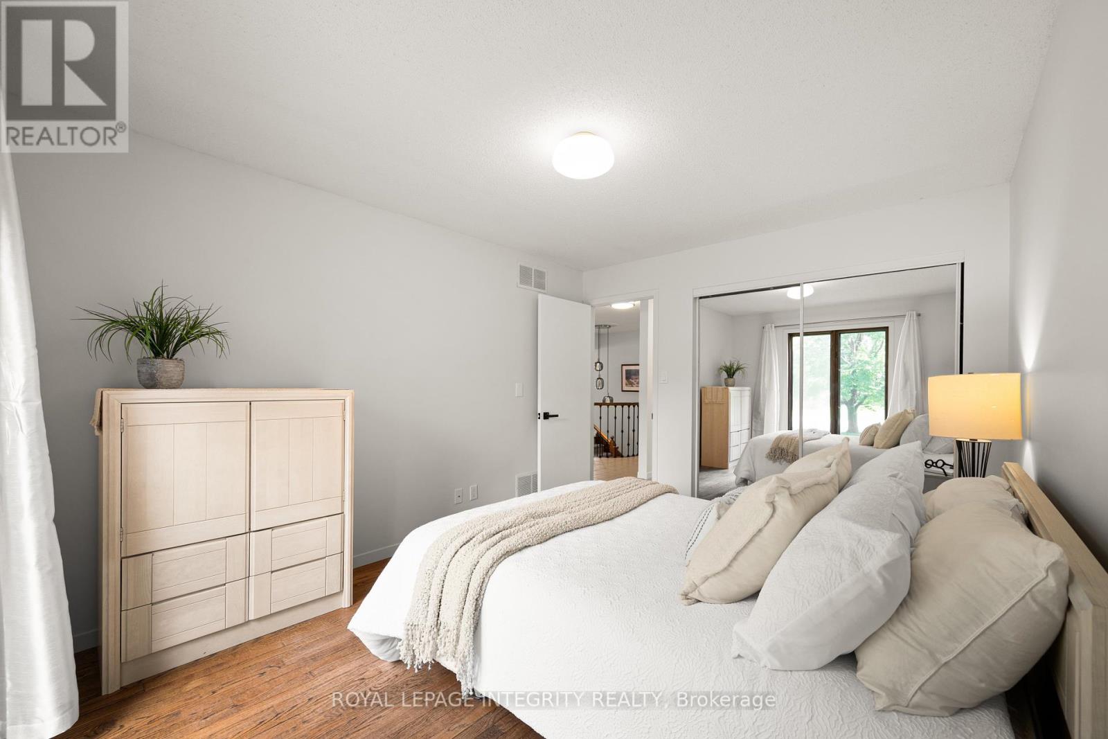 Photo 4 of 108 Margaret Anne Drive, Ottawa ON