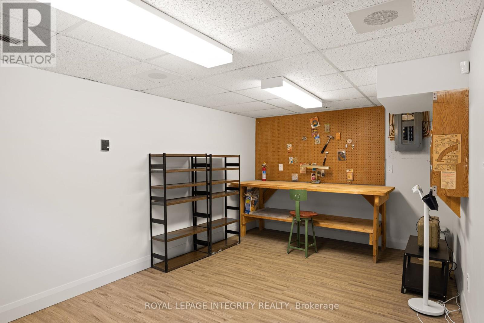 Photo 36 of 108 Margaret Anne Drive, Ottawa ON