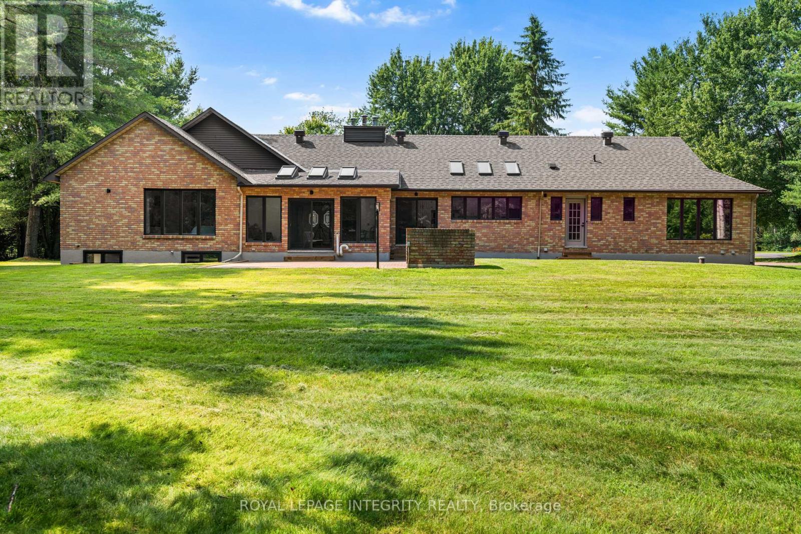 Photo 16 of 108 Margaret Anne Drive, Ottawa ON