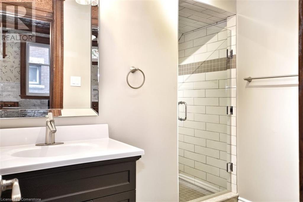 Photo 13 of 137 Sherman Avenue S Unit 1, Hamilton ON