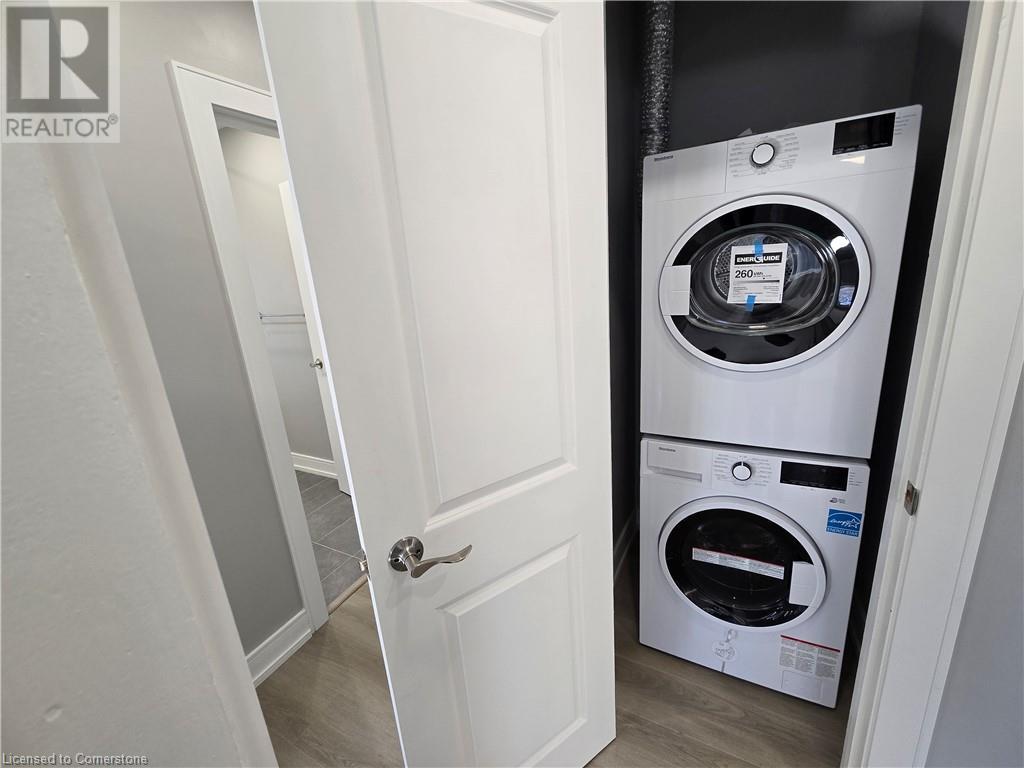 Photo 13 of 492 East 16th Street Unit A, Hamilton ON
