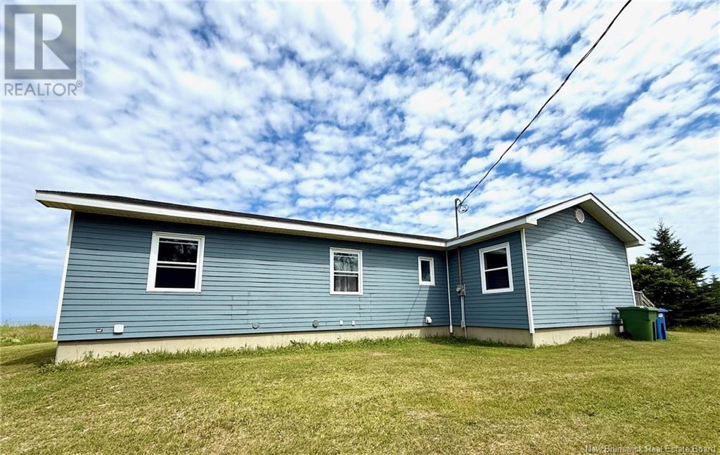 Photo 3 of 59 Rue Jean Louis, Petitshippagan NB